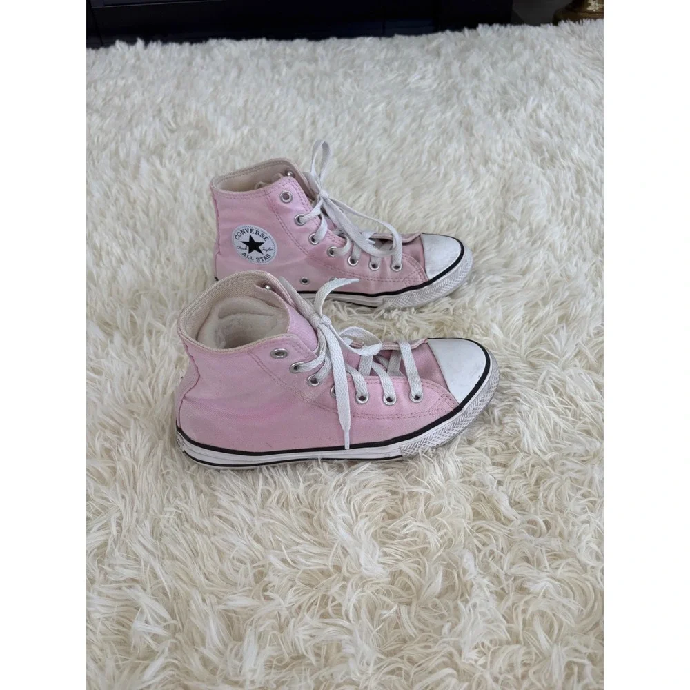Converse Chuck Taylor All Star‎ High Top Pink Canvas Sneakers Youth Size 2